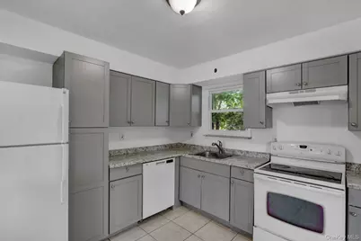 101 Miller Avenue, Central Islip, NY 11722 - Photo 9