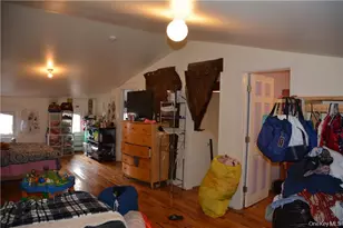 79 Lander St, Newburgh, NY 12550 - Photo 5