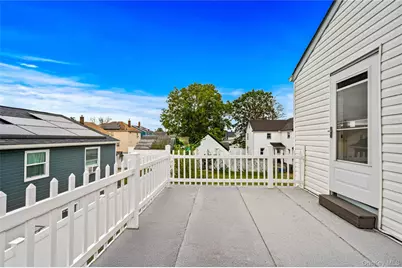 28 Elizabeth Avenue, Hempstead, NY 11550 - Photo 23