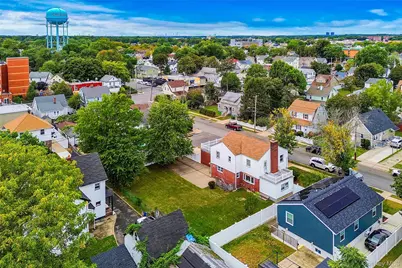 28 Elizabeth Avenue, Hempstead, NY 11550 - Photo 33