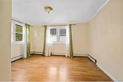 28 Elizabeth Avenue, Hempstead, NY 11550 - Photo 7