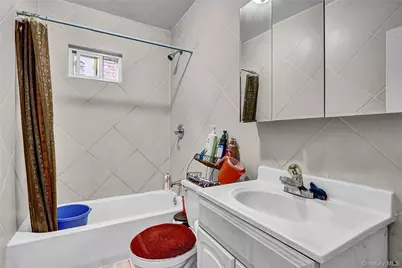 9003 Albert Road, Jamaica, NY 11417 - Photo 19