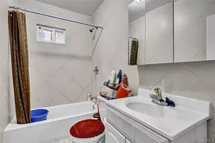 90-03 Albert Rd, Jamaica, NY 11417 - Photo 19