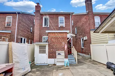 9003 Albert Road, Jamaica, NY 11417 - Photo 23