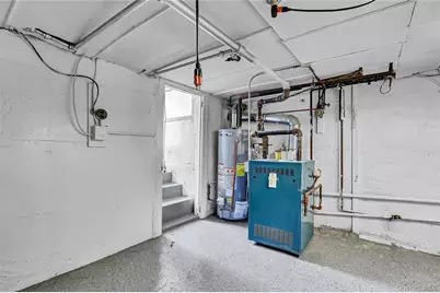 9003 Albert Road, Jamaica, NY 11417 - Photo 15