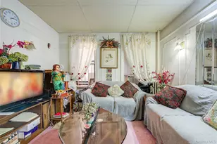 41-41 41st St, Sunnyside, NY 11104 - Photo 11