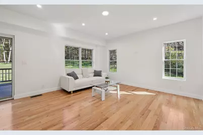 27 Oak Hill Road, Monroe, NY 10950 - Photo 9