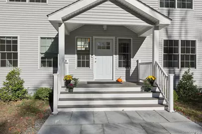 27 Oak Hill Road, Monroe, NY 10950 - Photo 3