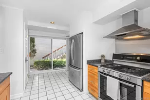 8 Deepwater Way, Bronx, NY 10464 - Photo 17