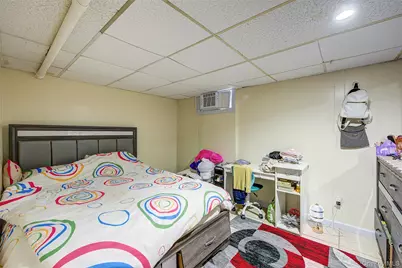 9507 239 Street, Floral Park, NY 11001 - Photo 17