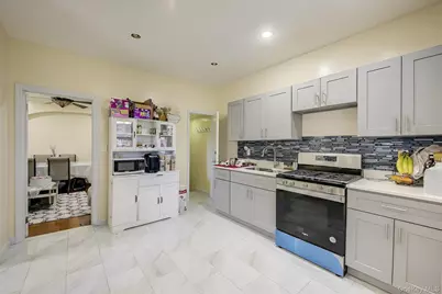 9507 239 Street, Floral Park, NY 11001 - Photo 9