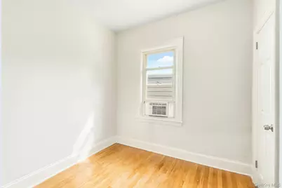 4331 Bruner Avenue, Bronx, NY 10466 - Photo 23
