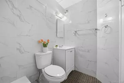 133-36 41st Road #6C, Flushing, NY 11355 - Photo 13