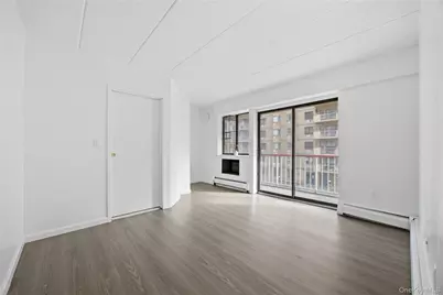 133-36 41st Road #6C, Flushing, NY 11355 - Photo 9