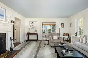 50 Eakins Rd, Manhasset, NY 11030 - Photo 5