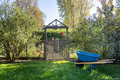 10 Sherman Avenue, Dobbs Ferry, NY 10522 - Photo 33