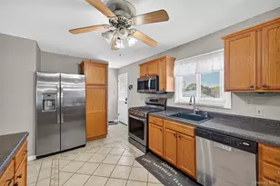 7 Manhattan Ave, Middletown, NY 10940 - Photo 13