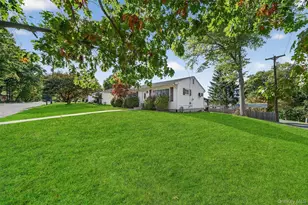 7 Manhattan Ave, Middletown, NY 10940 - Photo 3