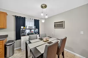 7 Manhattan Ave, Middletown, NY 10940 - Photo 9