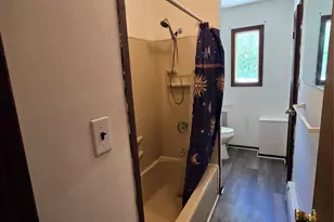 32 Genung St, Middletown, NY 10940 - Photo 7