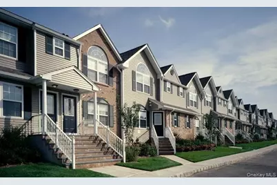 114 Horizon View Drive #114, Farmingville, NY 11738 - Photo 1