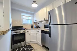 142 Fair Harbor Dr, Patchogue, NY 11772 - Photo 7