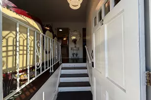 12 Hilton Ct, Hicksville, NY 11801 - Photo 31