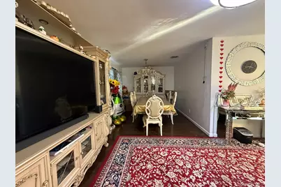 12 Hilton Court, Hicksville, NY 11801 - Photo 7