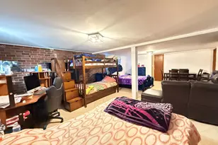 12 Hilton Ct, Hicksville, NY 11801 - Photo 17