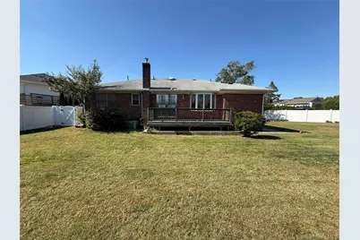 12 Hilton Court, Hicksville, NY 11801 - Photo 29