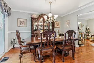 22 Huntington Commons, Yaphank, NY 11980 - Photo 9