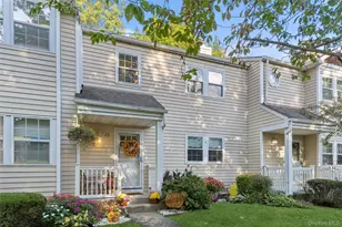 22 Huntington Commons, Yaphank, NY 11980 - Photo 25