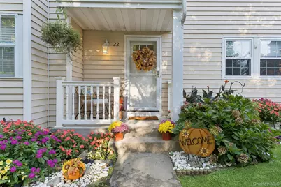 22 Huntington Commons, Yaphank, NY 11980 - Photo 1