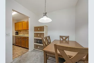 56 Richmond Boulevard #2B, Ronkonkoma, NY 11779 - Photo 3