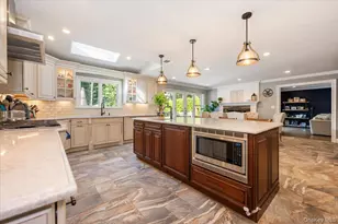 75 Karol Pl, Muttontown, NY 11753 - Photo 9