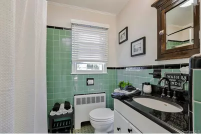 2 Overlook Drive, Huntington, NY 11743 - Photo 17