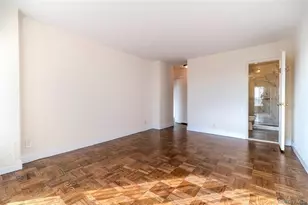 166-25 Powells Cove Blvd, Whitestone, NY 11357 - Photo 3