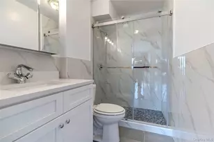 166-25 Powells Cove Blvd, Whitestone, NY 11357 - Photo 1