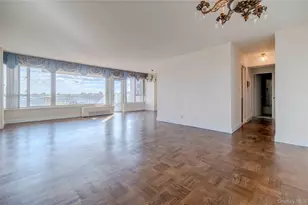 166-25 Powells Cove Blvd, Whitestone, NY 11357 - Photo 15