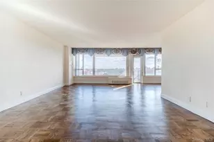 166-25 Powells Cove Blvd, Whitestone, NY 11357 - Photo 13