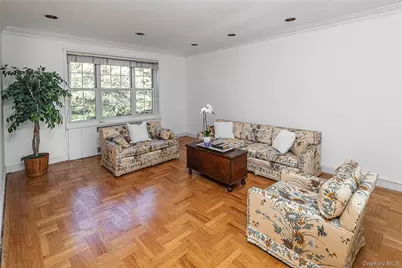 3 Midland Gardens #3K, Bronxville, NY 10708 - Photo 3