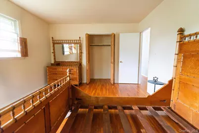 160 E Willow Tree Road, Spring Valley, NY 10977 - Photo 27