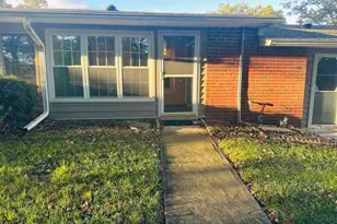 261 Newcastle Ct, Ridge, NY 11961 - Photo 3