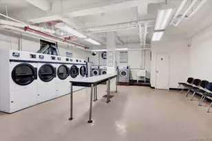 610 Waring, Bronx, NY 10467 - Photo 25