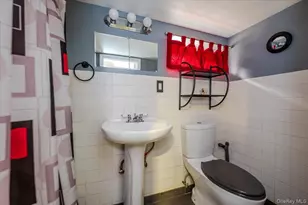 132-36 84th St, Ozone Park, NY 11417 - Photo 15