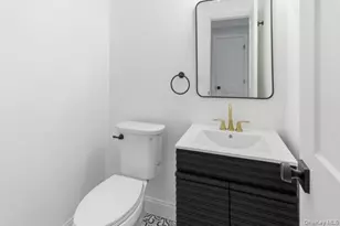 2733 Schleigel Blvd, Amityville, NY 11701 - Photo 5