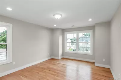 22 Cheshire Avenue, Syosset, NY 11791 - Photo 27