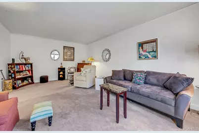 3 Midland Gardens #3H, Bronxville, NY 10708 - Photo 9