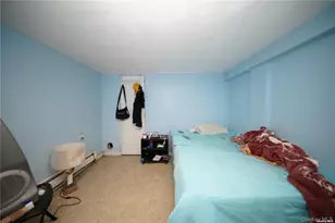 32 Stowe Pl, Hempstead, NY 11550 - Photo 5