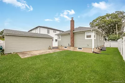 342 Lucille Avenue, Elmont, NY 11003 - Photo 23